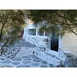 Casa de Férias Seagull Syros Seaside *