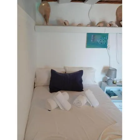 Seagull Syros Seaside Holiday home Ermoupoli